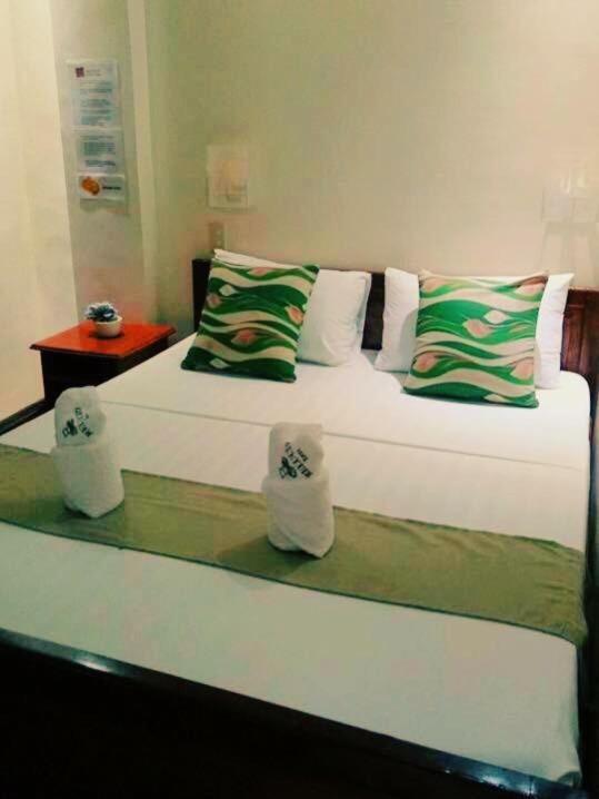 Relucio Traveller'S Pension El Nido Luaran gambar